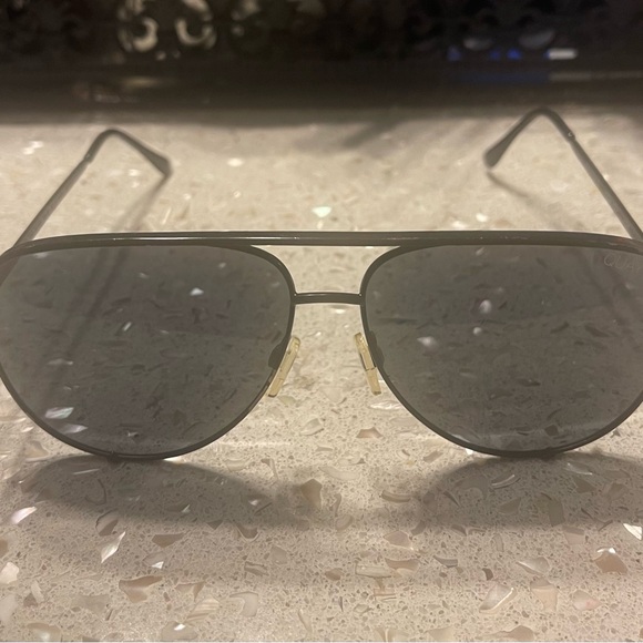 Quay Black Aviator Sunglasses High Key - Picture 3 of 5